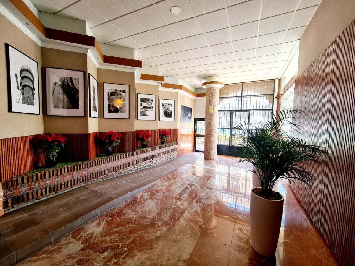Skyline Suites Costa Del Sol Торремолинос Экстерьер фото
